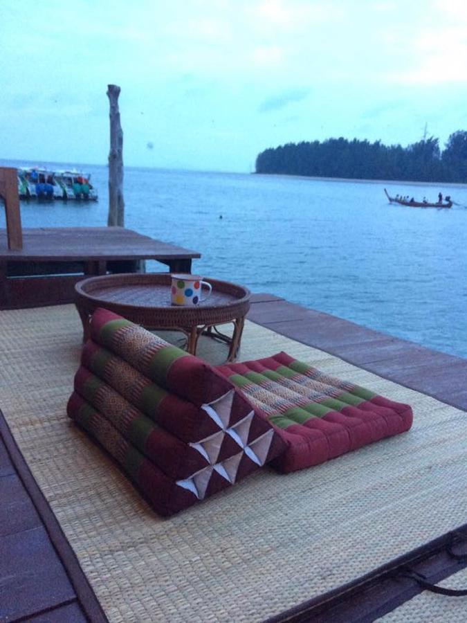 Sincere Hostel Bar And Bistro Ko Lanta Exteriér fotografie